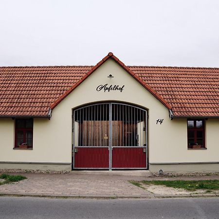Apartmán Apfelhof Biesenbrow Exteriér fotografie